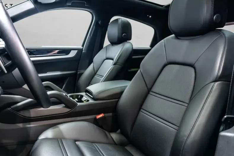 Porsche Cayenne din 2023 cu 28.985 km - oferta POR175226 - foto 10