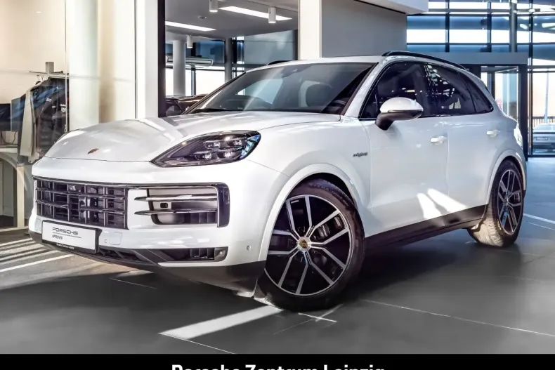 Porsche Cayenne din 2024 cu 24.651 km - oferta POR175228 - foto 1