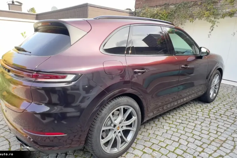 Porsche Cayenne din 2024 cu 49.990 km - oferta POR175230 - foto 6