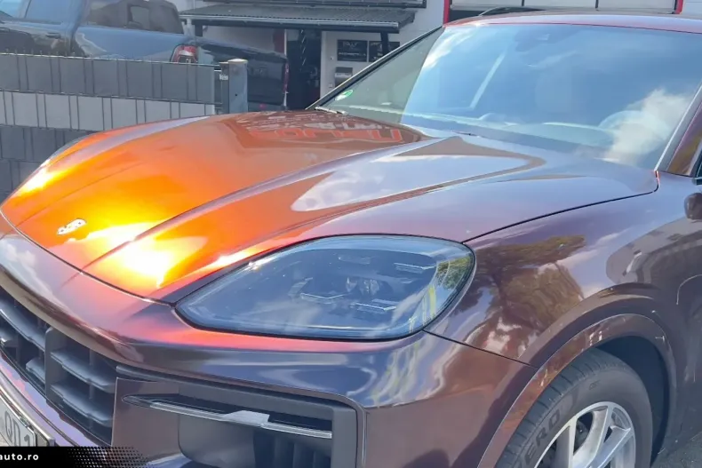 Porsche Cayenne din 2024 cu 49.990 km - oferta POR175230 - foto 13