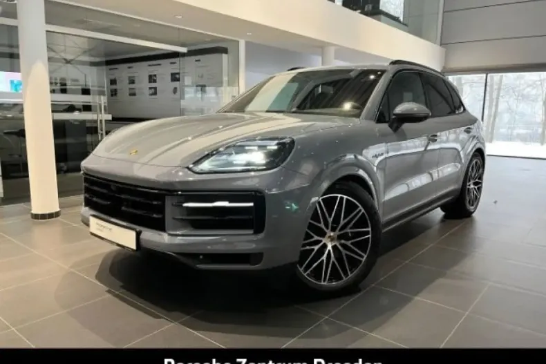 Porsche Cayenne din 2024 cu 23.021 km - oferta POR175231 - foto 1