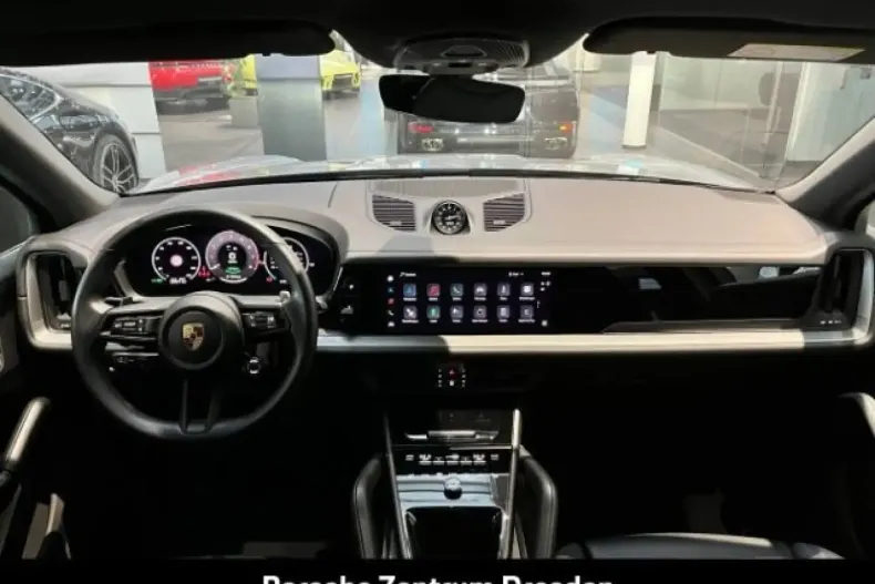 Porsche Cayenne din 2024 cu 23.021 km - oferta POR175231 - foto 16