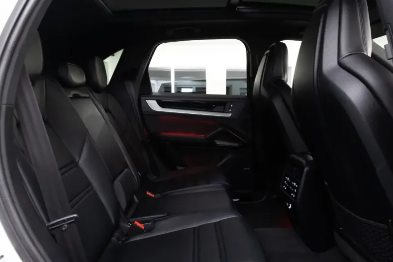 Porsche Cayenne din 2024 cu 68.500 km - oferta POR175234 - foto 11