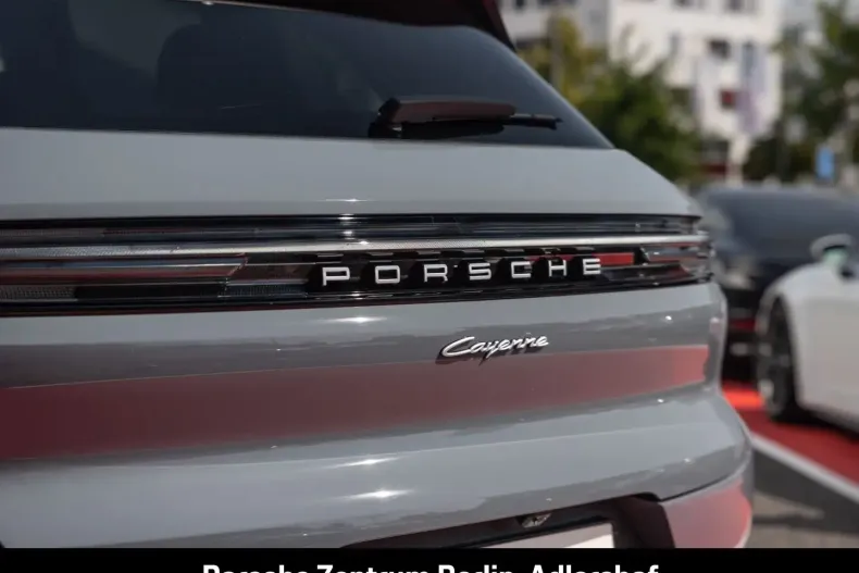 Porsche Cayenne din 2023 cu 29.550 km - oferta POR175235 - foto 16