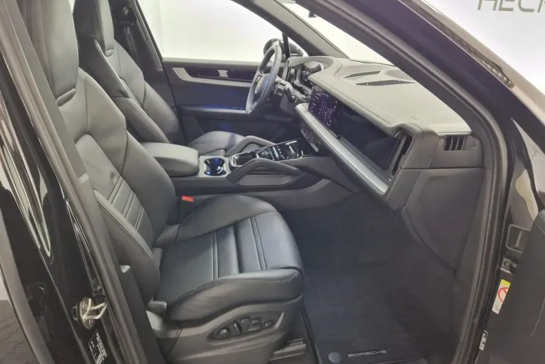 Porsche Cayenne din 2025 cu 20.900 km - oferta POR175236 - foto 17