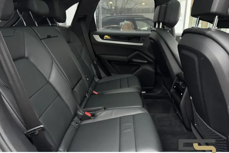 Porsche Cayenne din 2024 cu 36.260 km - oferta POR175239 - foto 19