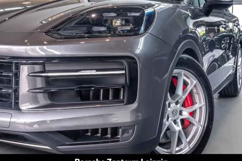 Porsche Cayenne din 2024 cu 31.426 km - oferta POR175240 - foto 8