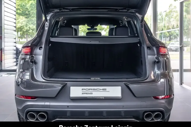 Porsche Cayenne din 2024 cu 31.426 km - oferta POR175240 - foto 12