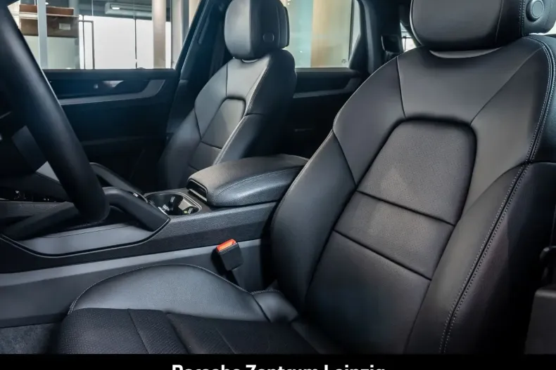 Porsche Cayenne din 2024 cu 31.426 km - oferta POR175240 - foto 17