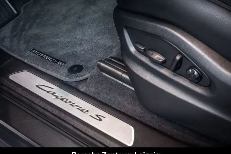 Porsche Cayenne din 2024 cu 31.426 km - oferta POR175240 - foto 21