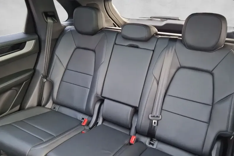 Porsche Cayenne din 2024 cu 17.068 km - oferta POR175243 - foto 17