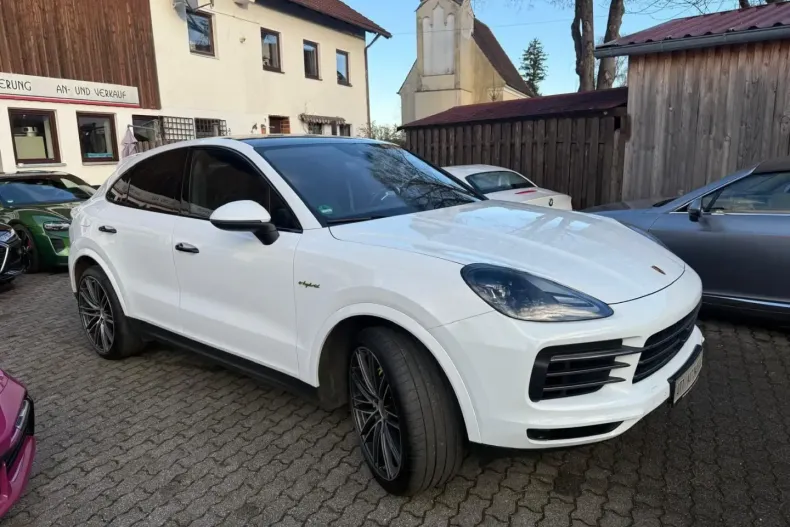 Porsche Cayenne din 2023 cu 69.999 km - oferta POR175247 - foto 4