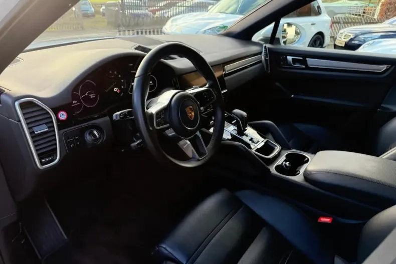 Porsche Cayenne din 2023 cu 69.999 km - oferta POR175247 - foto 10