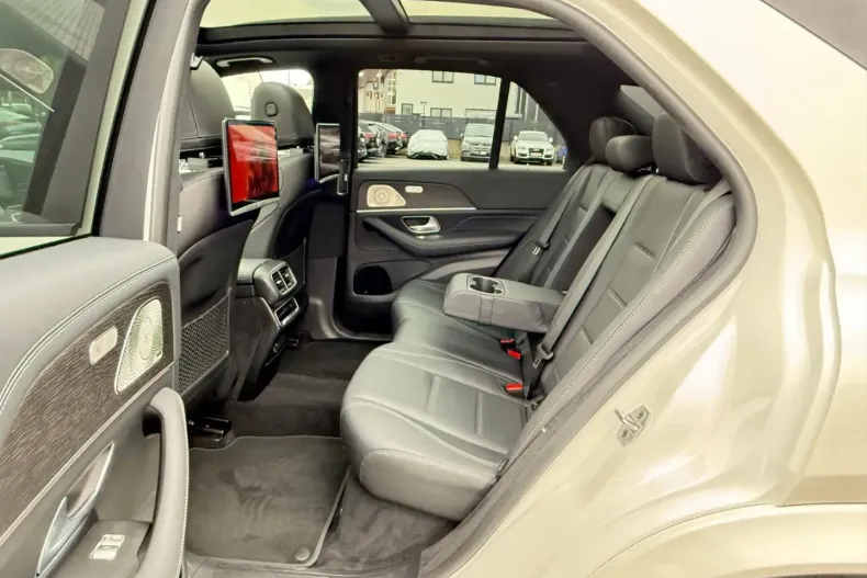 Mercedes-Benz GLE 400 din 2023 cu 42.660 km - oferta MER175248 - foto 10