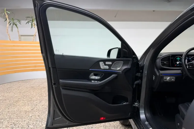 Mercedes-Benz GLE 350 din 2023 cu 47.160 km - oferta MER175249 - foto 10