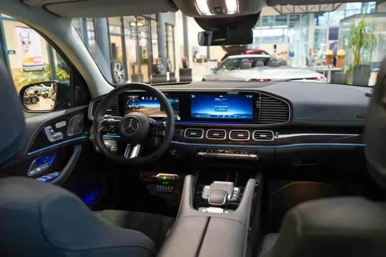 Mercedes-Benz GLE 350 din 2023 cu 7.779 km - oferta MER175250 - foto 17