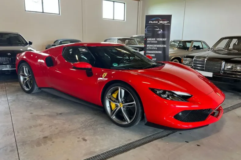 Ferrari 296 GTB din 2022 cu 8.890 km - oferta FER175252 - foto 2