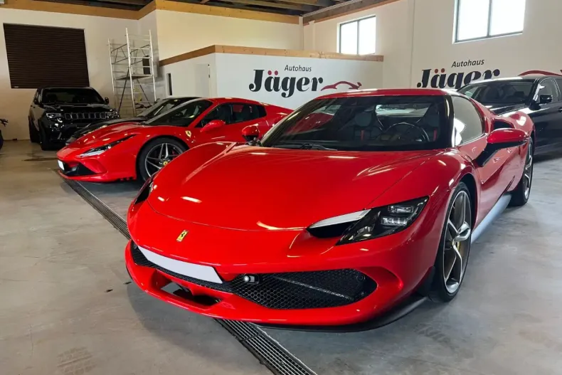 Ferrari 296 GTB din 2022 cu 8.890 km - oferta FER175252 - foto 8