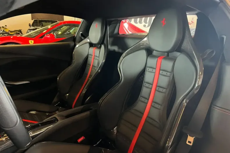 Ferrari 296 GTB din 2022 cu 8.890 km - oferta FER175252 - foto 12