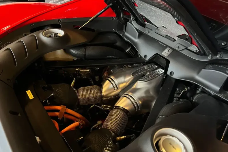 Ferrari 296 GTB din 2022 cu 8.890 km - oferta FER175252 - foto 21