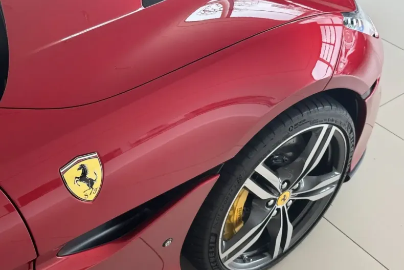 Ferrari Portofino din 2021 cu 4.400 km - oferta FER175254 - foto 31