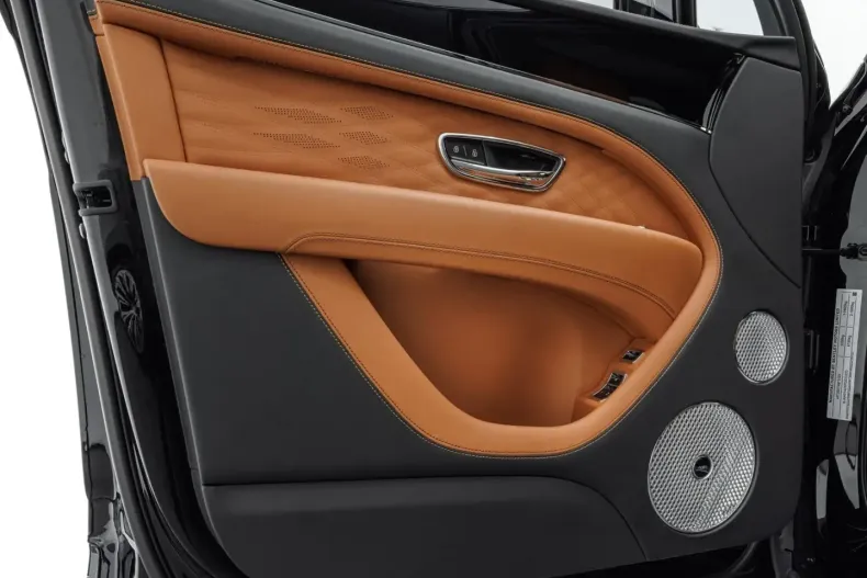 Bentley Bentayga din 2023 cu 8.200 km - oferta BEN175256 - foto 9