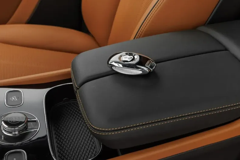 Bentley Bentayga din 2023 cu 8.200 km - oferta BEN175256 - foto 20