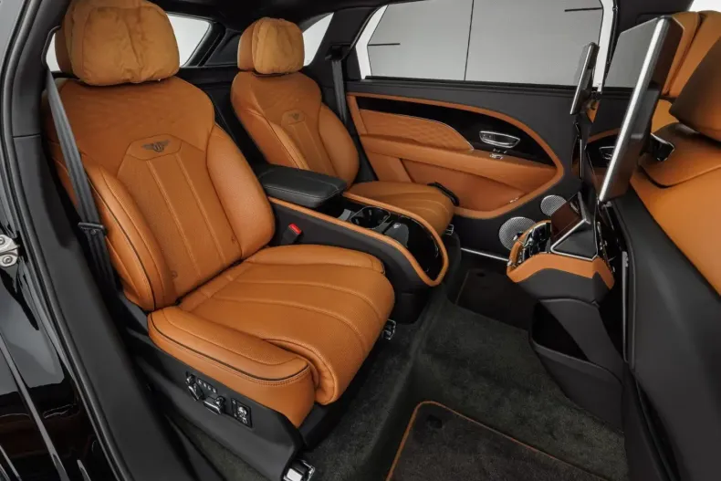 Bentley Bentayga din 2023 cu 8.200 km - oferta BEN175256 - foto 26