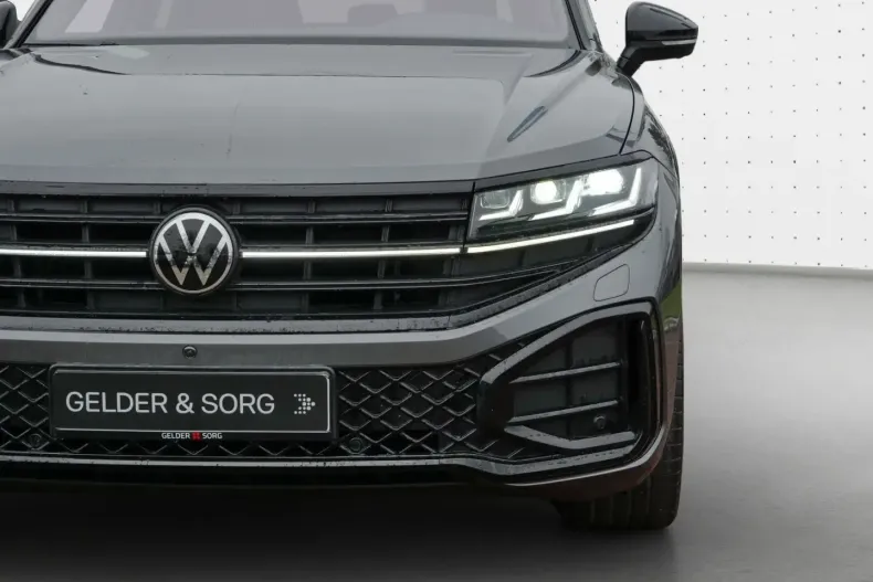 Volkswagen Touareg din 2024 cu 48.900 km - oferta VOL175258 - foto 3