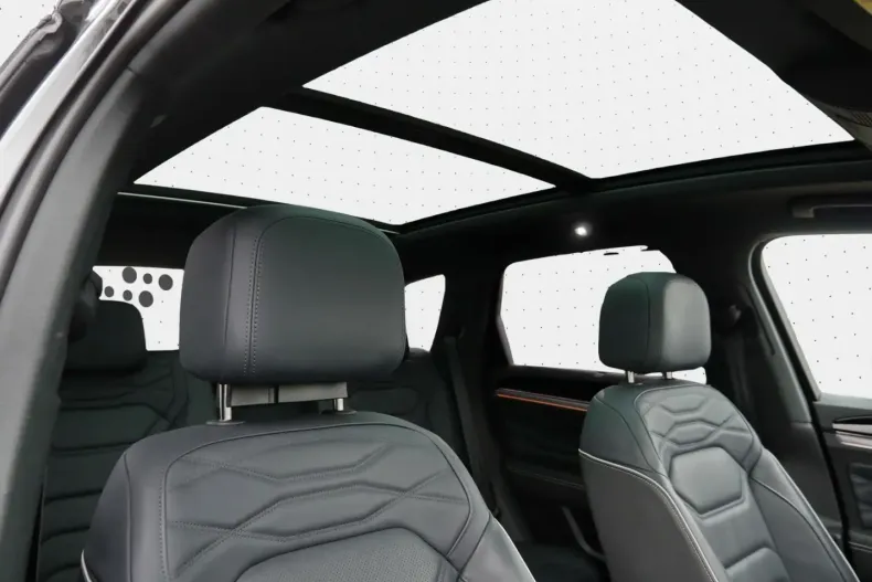 Volkswagen Touareg din 2024 cu 48.900 km - oferta VOL175258 - foto 10