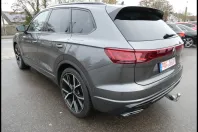 Volkswagen Touareg din 2024 cu 58.016 km - oferta VOL175259 - foto 4