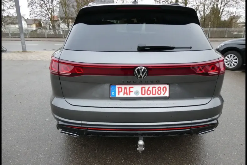 Volkswagen Touareg din 2024 cu 58.016 km - oferta VOL175259 - foto 5