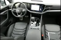 Volkswagen Touareg din 2024 cu 58.016 km - oferta VOL175259 - foto 8