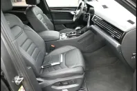 Volkswagen Touareg din 2024 cu 58.016 km - oferta VOL175259 - foto 9