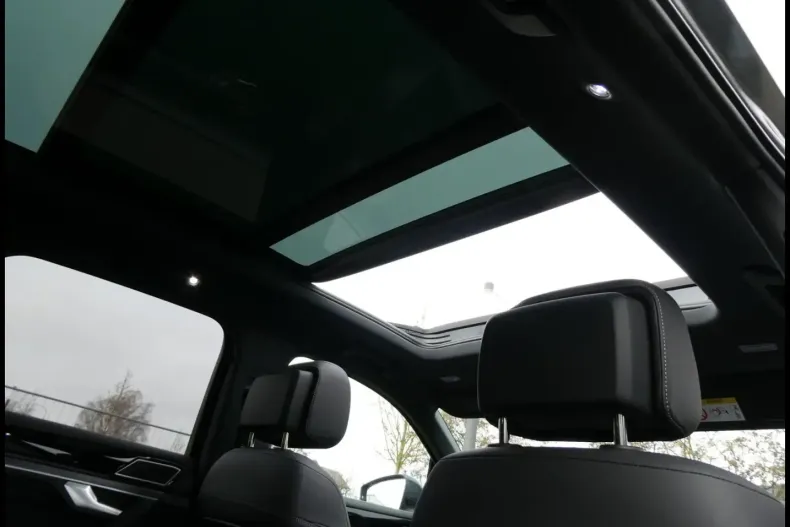 Volkswagen Touareg din 2024 cu 58.016 km - oferta VOL175259 - foto 21