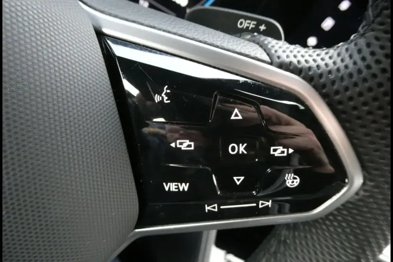 Volkswagen Touareg din 2024 cu 58.016 km - oferta VOL175259 - foto 31