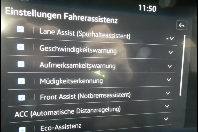 Volkswagen Touareg din 2024 cu 58.016 km - oferta VOL175259 - foto 36