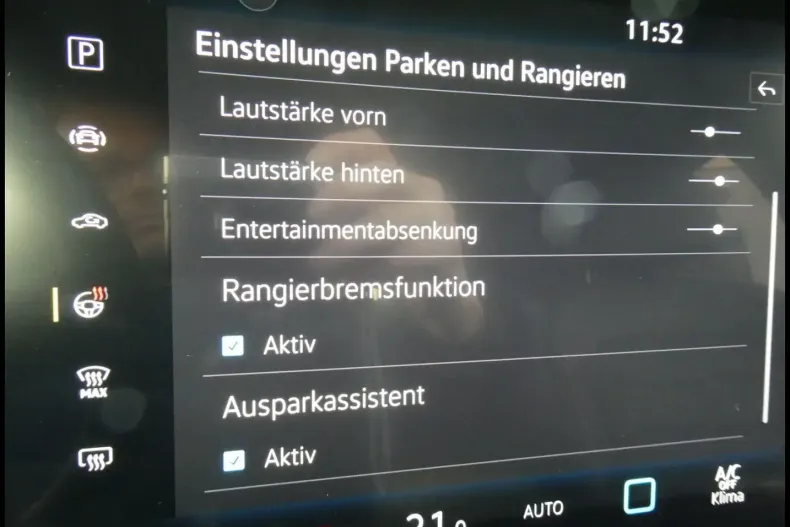 Volkswagen Touareg din 2024 cu 58.016 km - oferta VOL175259 - foto 42