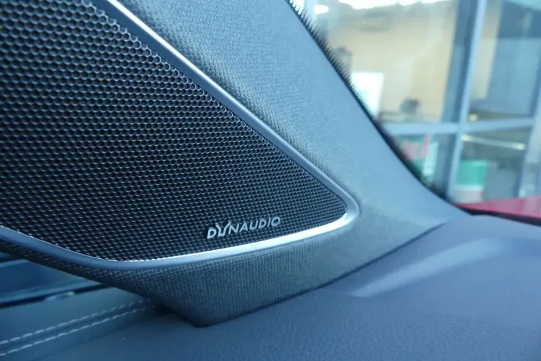 Volkswagen Touareg din 2024 cu 45.025 km - oferta VOL175260 - foto 18