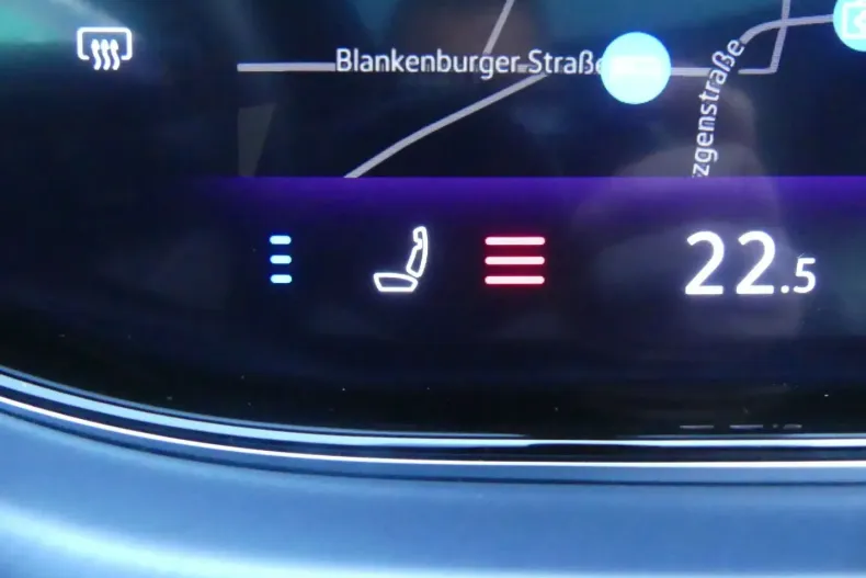 Volkswagen Touareg din 2024 cu 45.025 km - oferta VOL175260 - foto 21