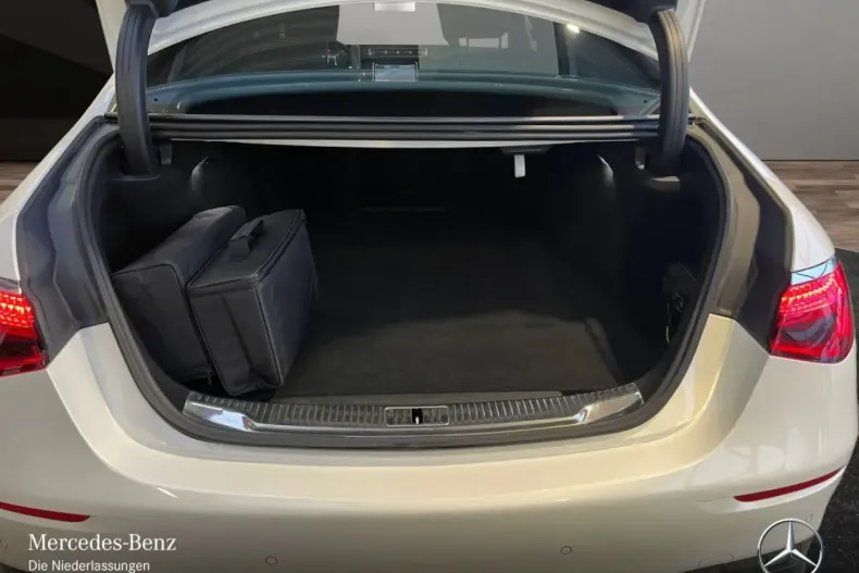 Mercedes-Benz S 580 din 2022 cu 22.981 km - oferta MER175267 - foto 15