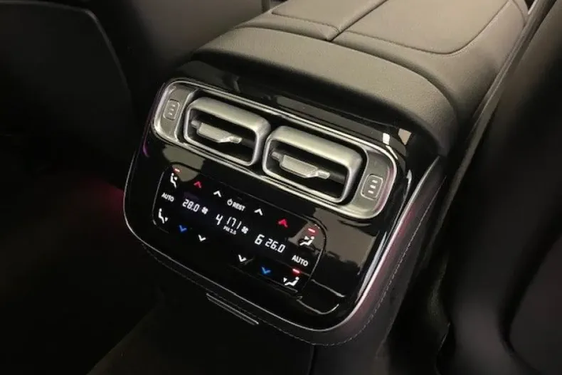 Mercedes-Benz S 580 din 2024 cu 23.261 km - oferta MER175268 - foto 13