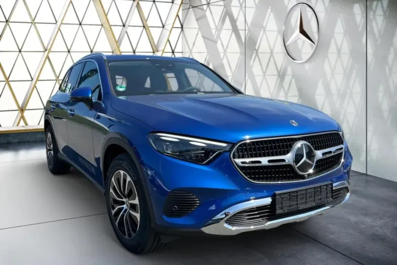Mercedes-Benz GLC 200 din 2025 cu 12.000 km - oferta MER175291 - foto 1