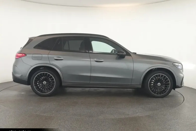 Mercedes-Benz GLC 300 din 2023 cu 45.500 km - oferta MER175297 - foto 3