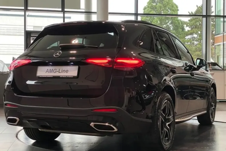 Mercedes-Benz GLC 300 din 2023 cu 54.987 km - oferta MER175299 - foto 4