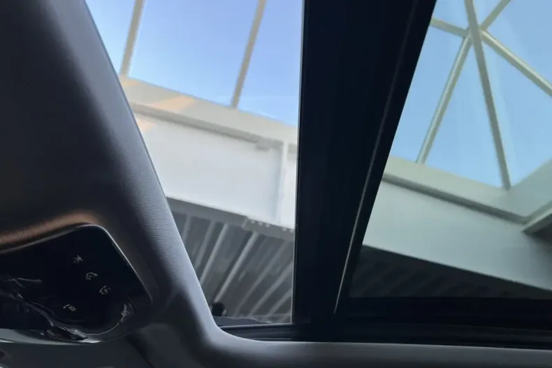 Mercedes-Benz GLC 220 din 2024 cu 41.223 km - oferta MER175300 - foto 25