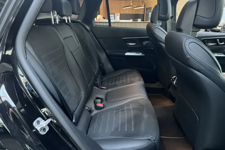 Mercedes-Benz GLC 220 din 2024 cu 41.223 km - oferta MER175300 - foto 26