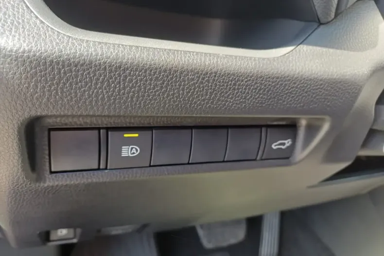 Toyota RAV4 din 2021 cu 71.965 km - oferta TOY175301 - foto 15