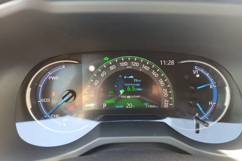 Toyota RAV4 din 2021 cu 71.965 km - oferta TOY175301 - foto 18