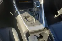 Toyota RAV4 din 2021 cu 71.965 km - oferta TOY175301 - foto 22